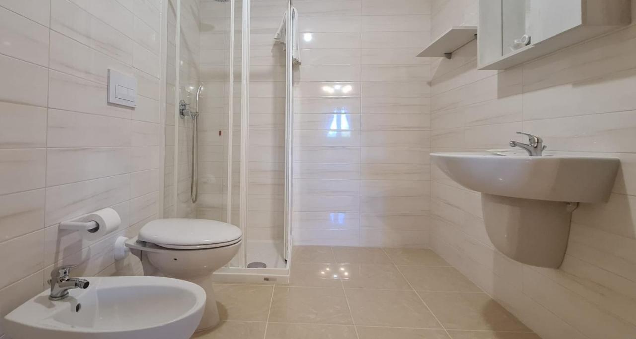 Bed And Breakfast La Terrazza Чистернино Экстерьер фото