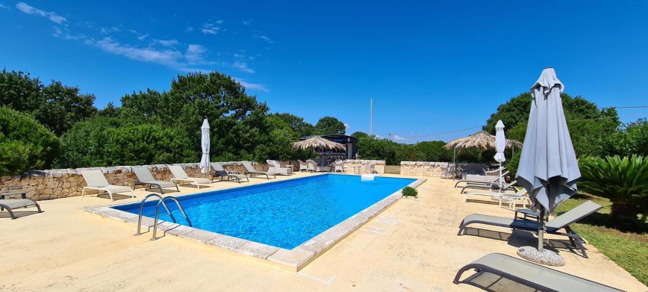 Bed And Breakfast La Terrazza Чистернино Экстерьер фото
