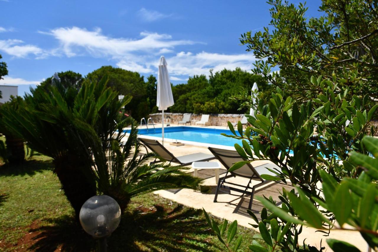 Bed And Breakfast La Terrazza Чистернино Экстерьер фото