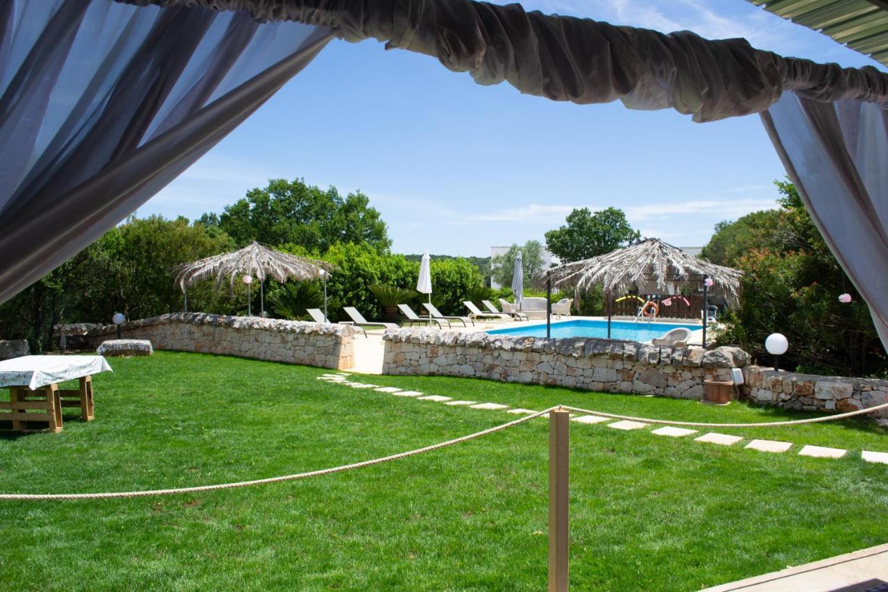 Bed And Breakfast La Terrazza Чистернино Экстерьер фото